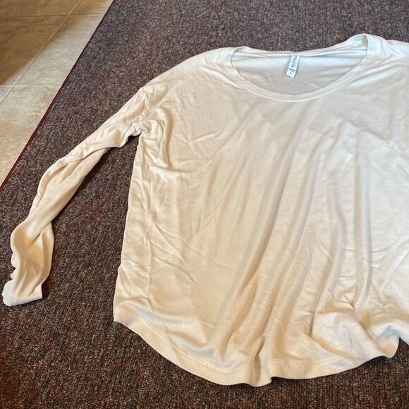 Athleta ribbed long sleeve L - Picture 3 of 6